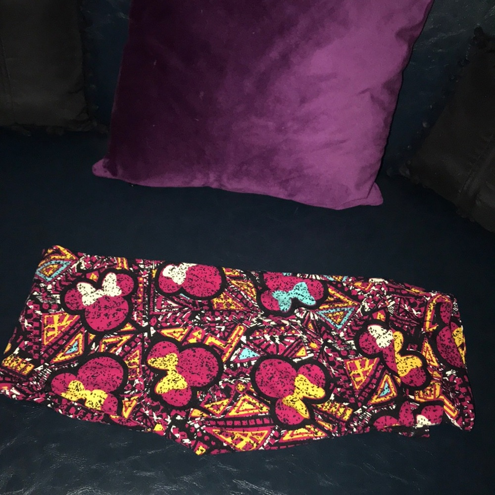 Lularoe Disney one size leggings